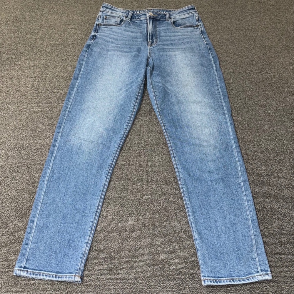 American Eagle Stretch High Rise Straight Leg Jeans Medium Wash Size 4 Regular